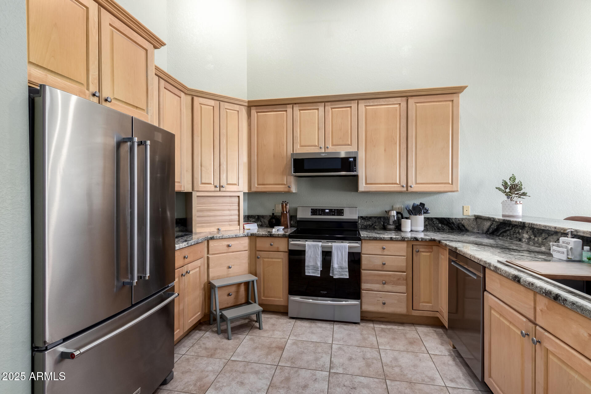 11085 E MARY KATHERINE Drive