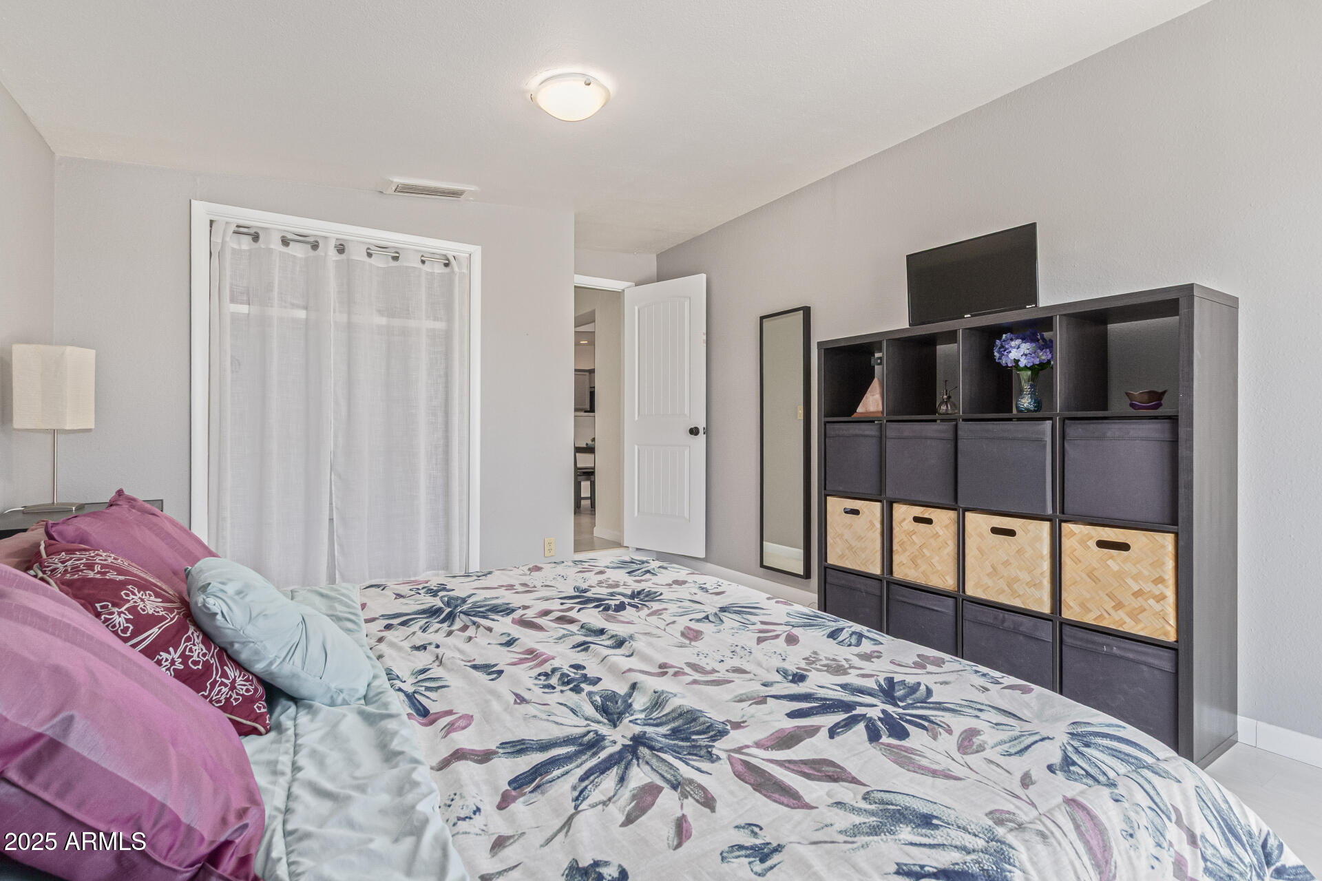 3802 E SHAW BUTTE Drive, Phoenix