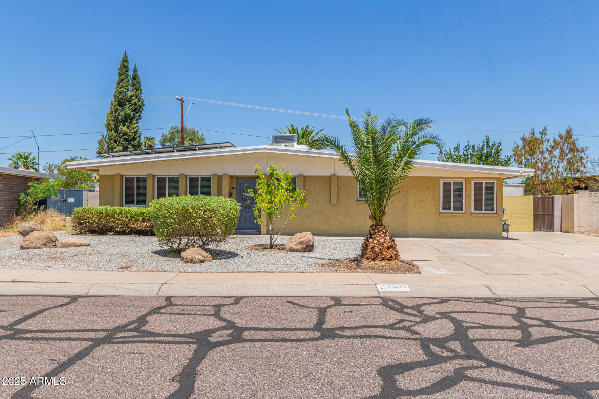 3802 E SHAW BUTTE Drive, Phoenix