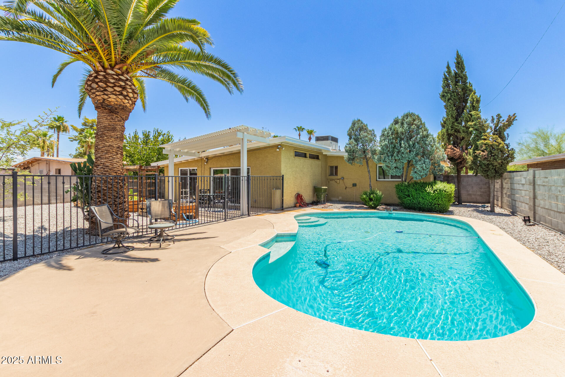 3802 E SHAW BUTTE Drive, Phoenix