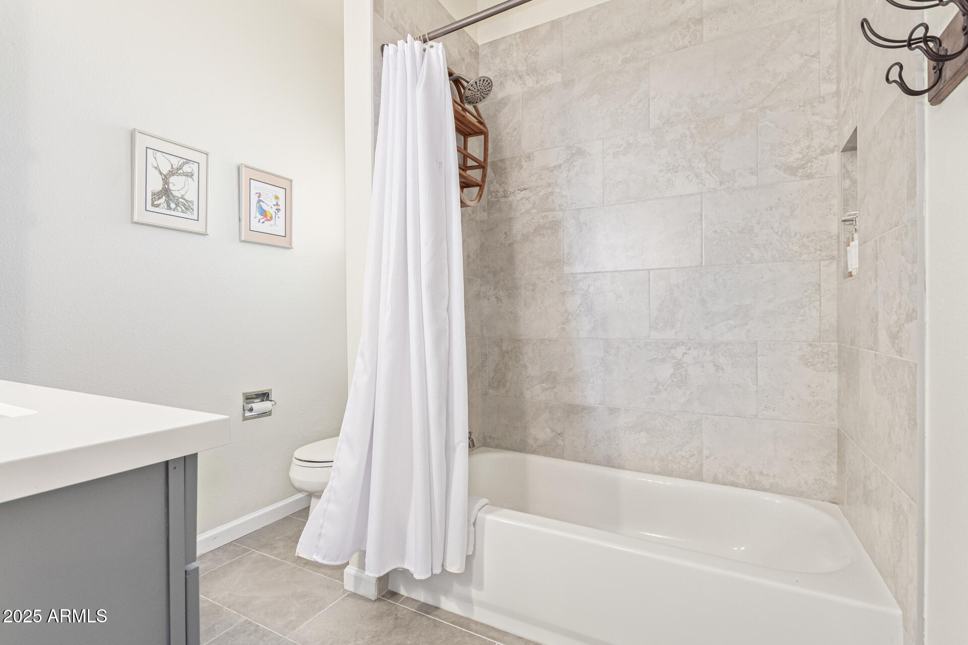 3802 E SHAW BUTTE Drive, Phoenix