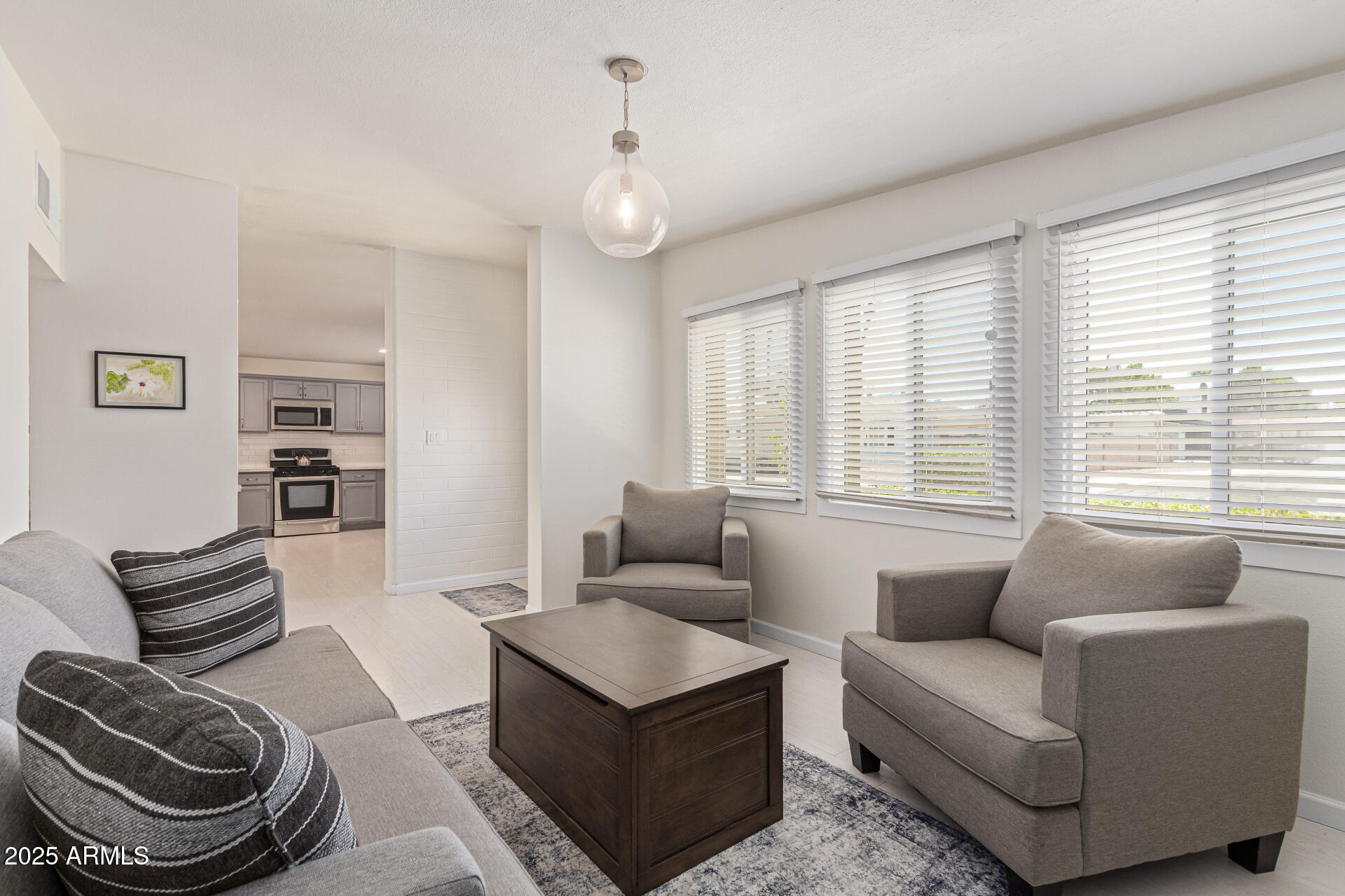 3802 E SHAW BUTTE Drive, Phoenix