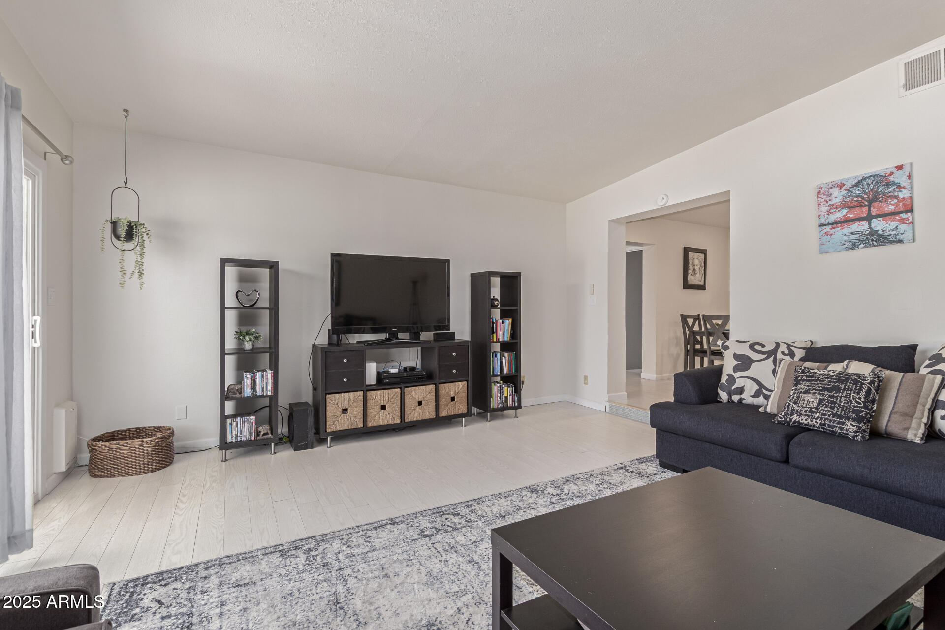 3802 E SHAW BUTTE Drive, Phoenix