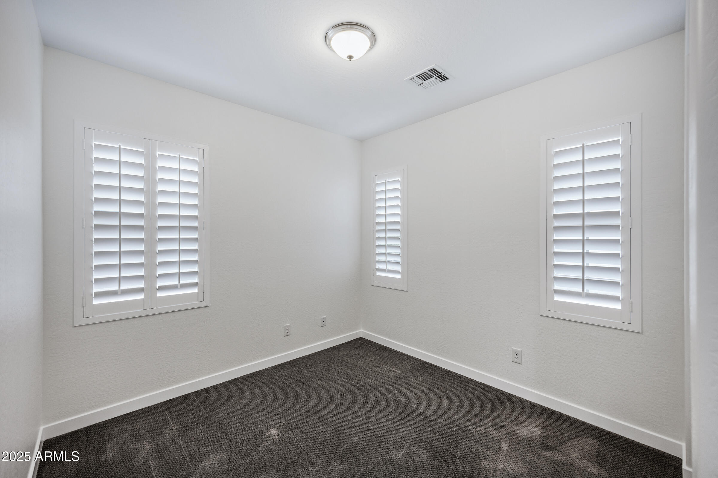 2342 W GLORIA Lane