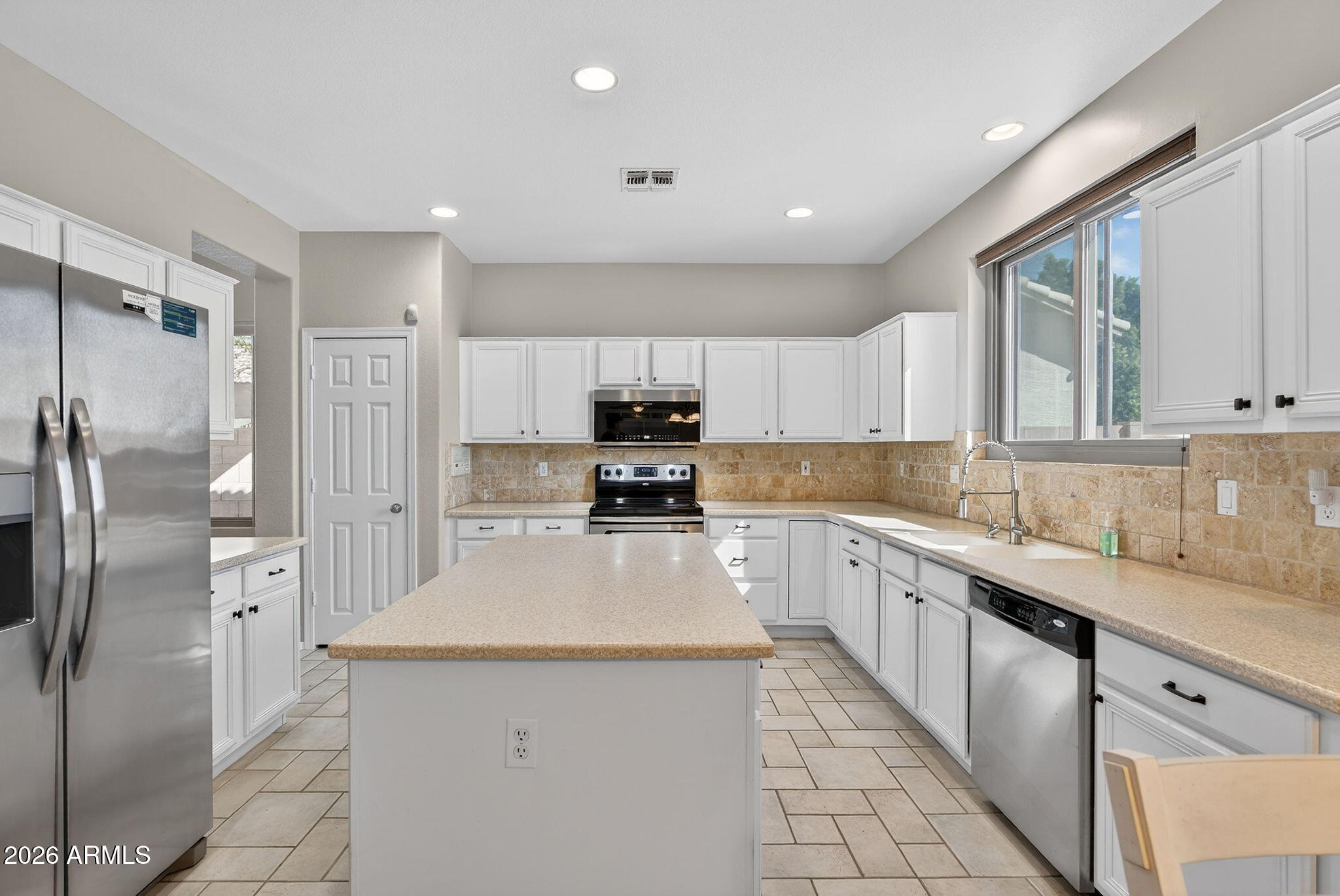 3367 W VIA DEL SOL Drive