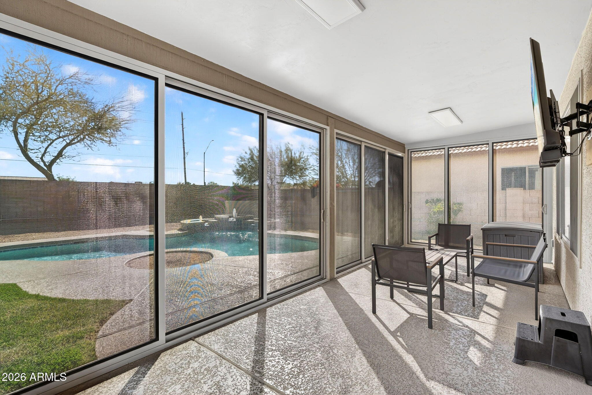 3367 W VIA DEL SOL Drive