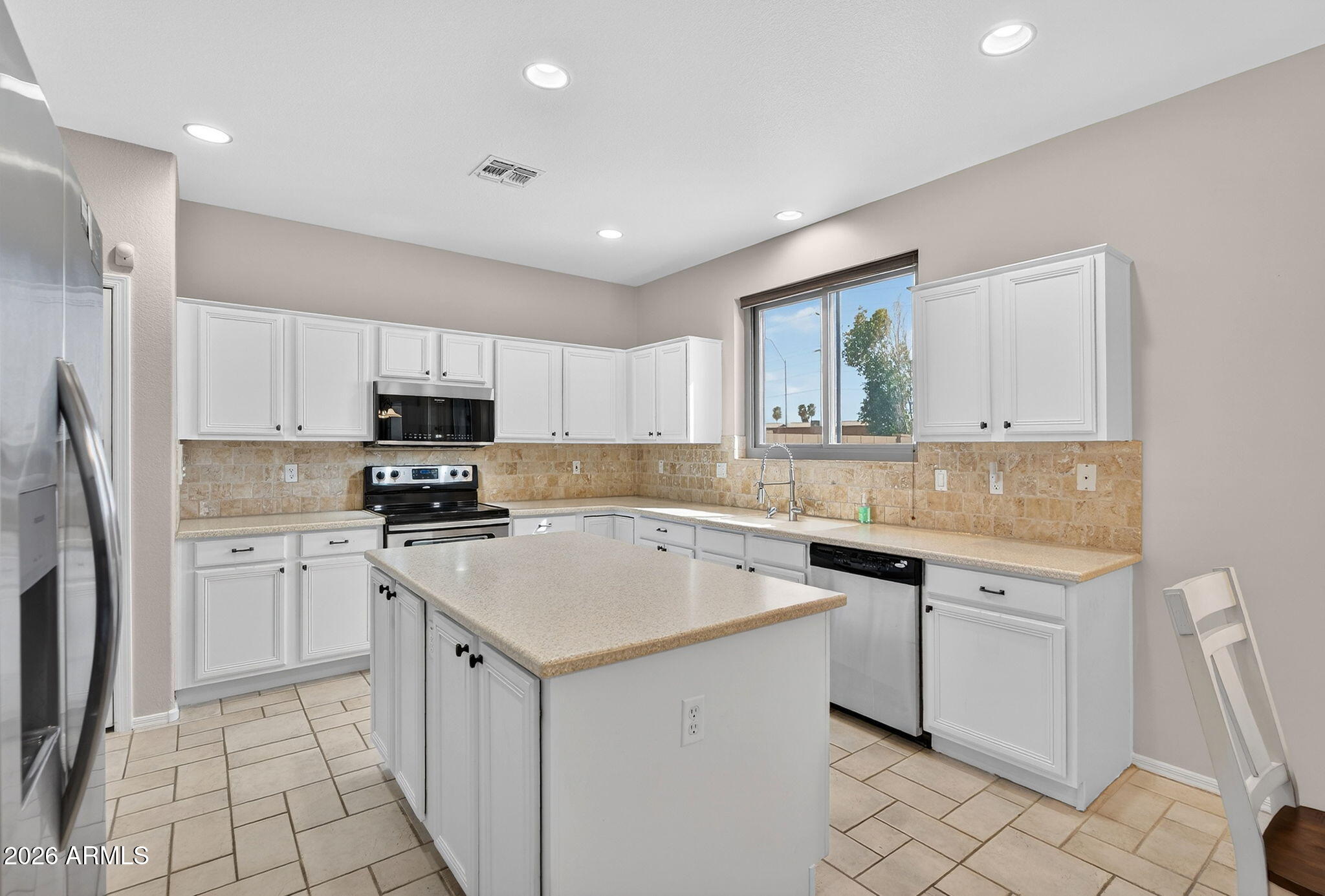 3367 W VIA DEL SOL Drive