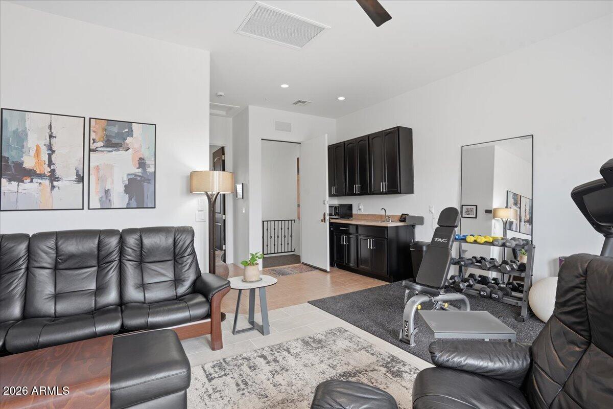 5311 E GRAY WOLF Trail