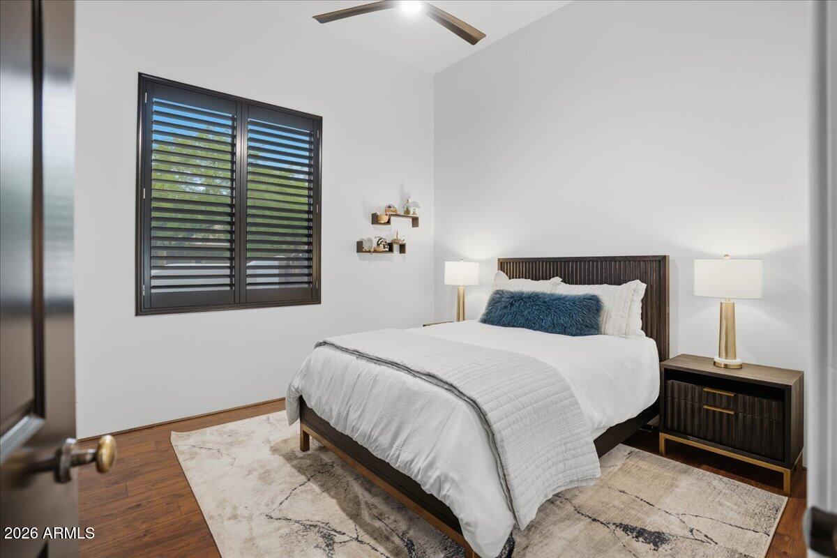 5311 E GRAY WOLF Trail