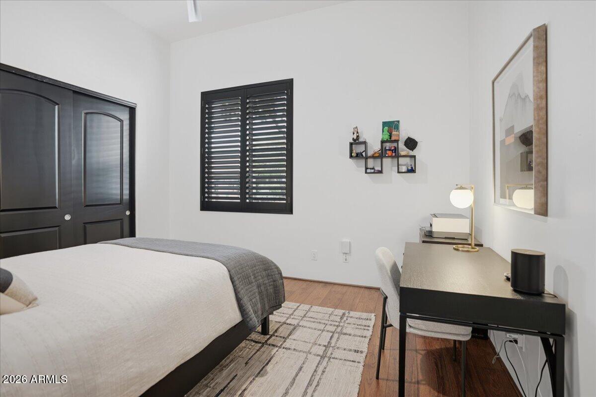 5311 E GRAY WOLF Trail