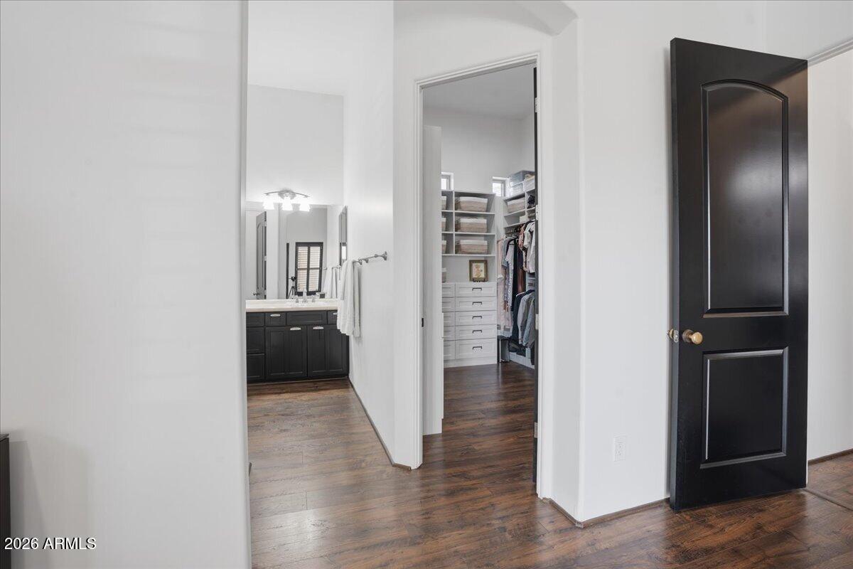 5311 E GRAY WOLF Trail