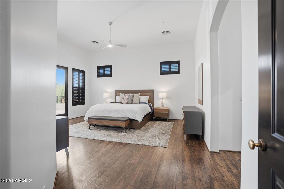 5311 E GRAY WOLF Trail