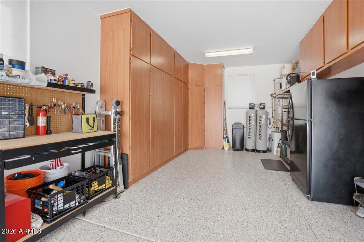 5311 E GRAY WOLF Trail