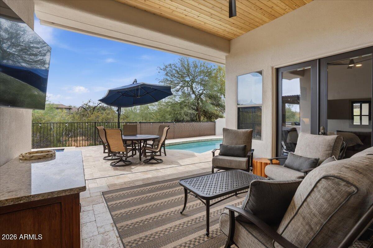 5311 E GRAY WOLF Trail