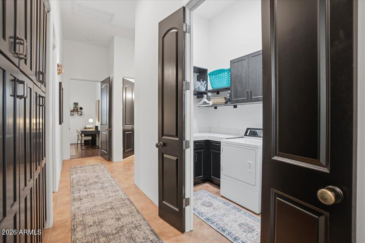 5311 E GRAY WOLF Trail