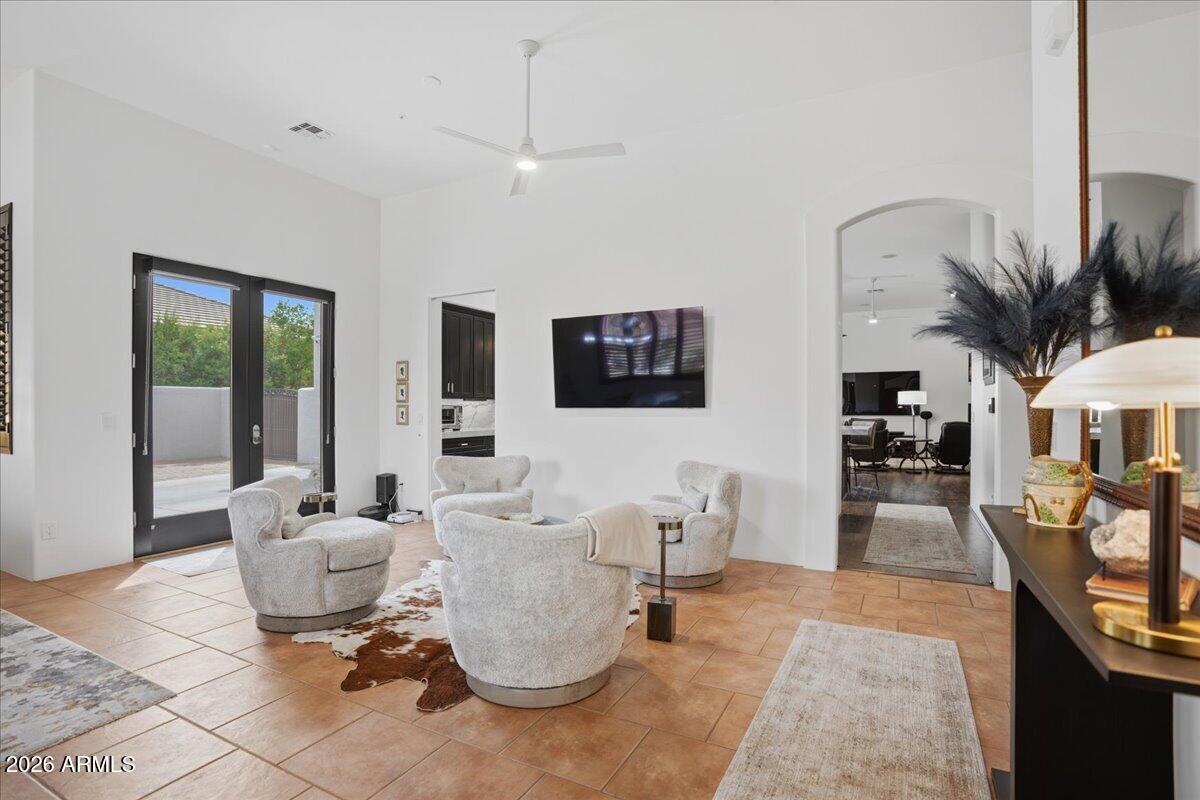 5311 E GRAY WOLF Trail