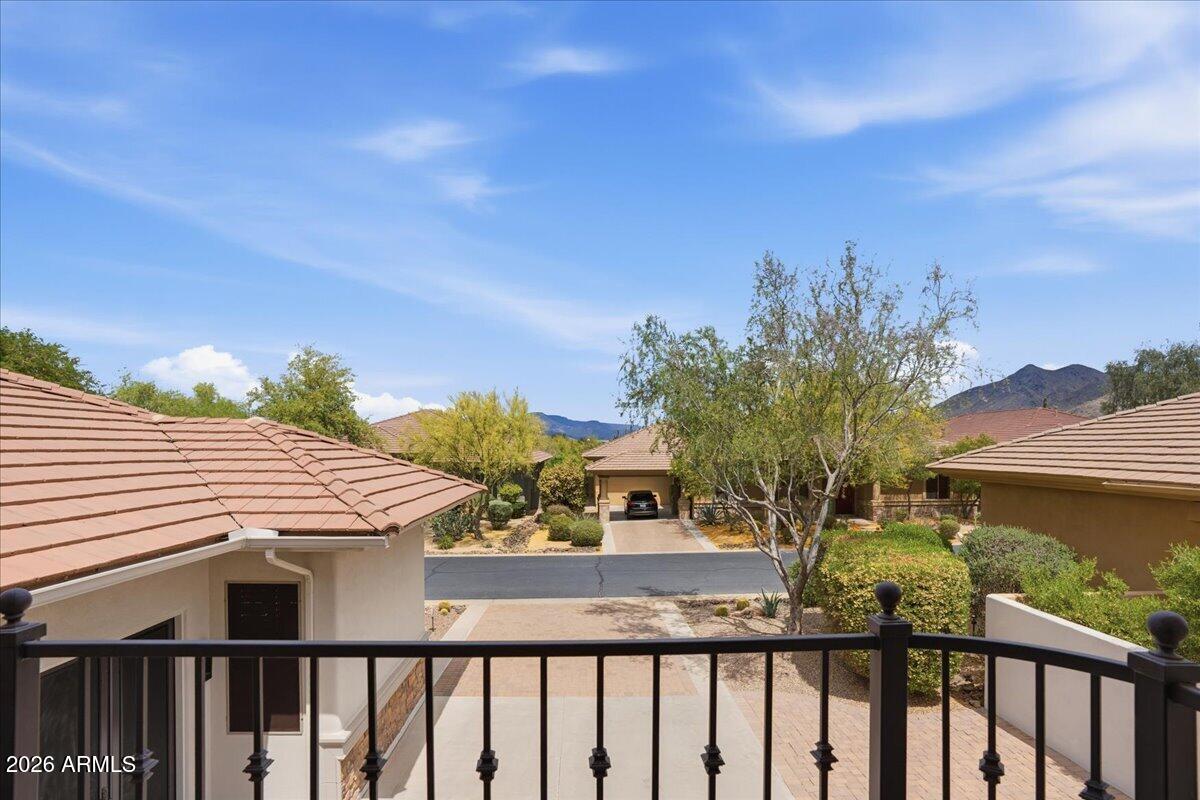 5311 E GRAY WOLF Trail