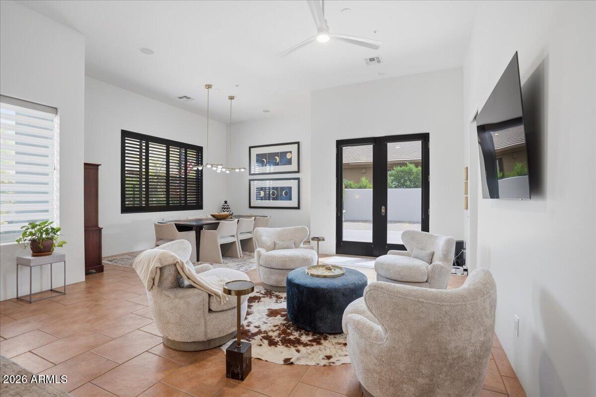 5311 E GRAY WOLF Trail