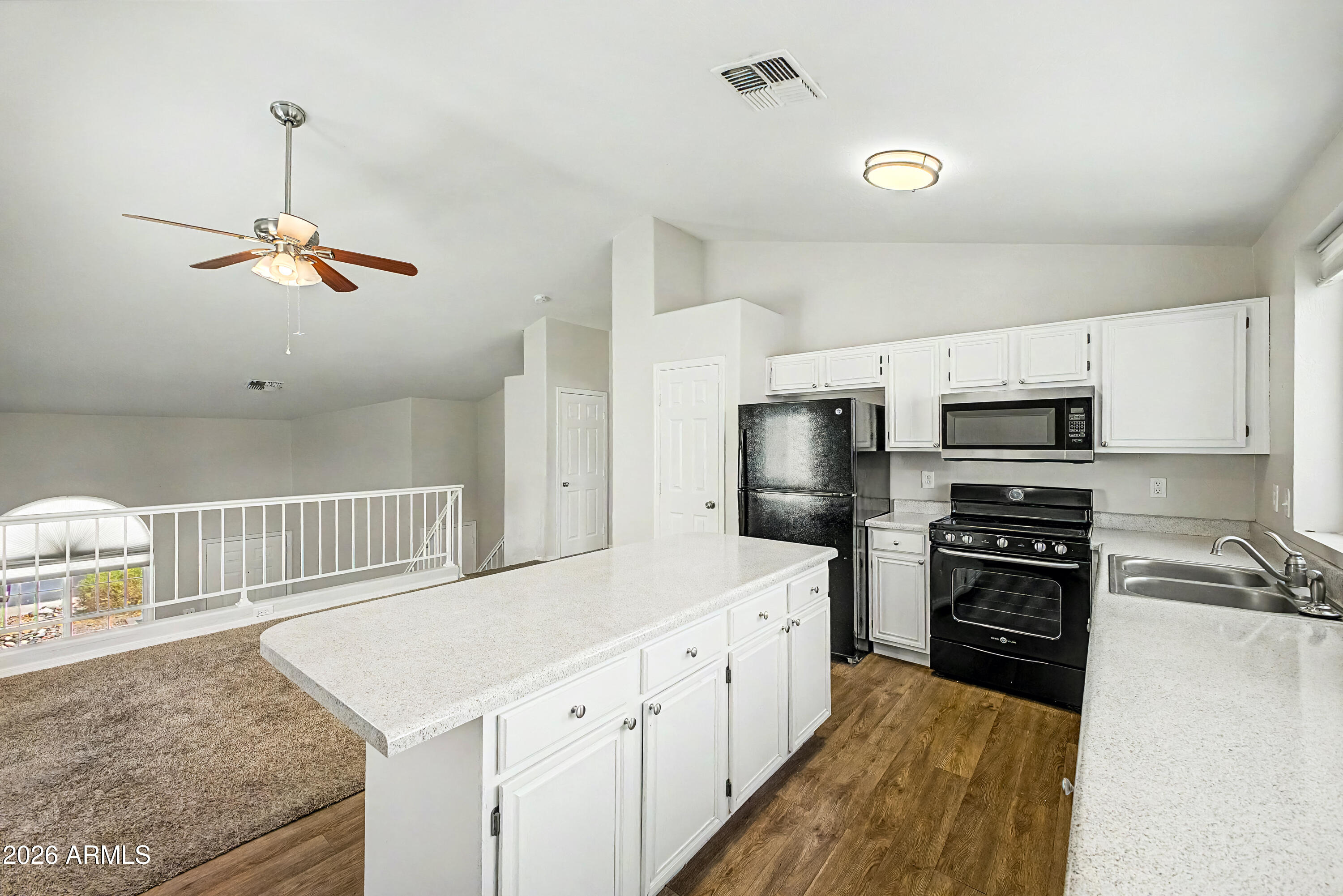 3134 E MCKELLIPS Road 221