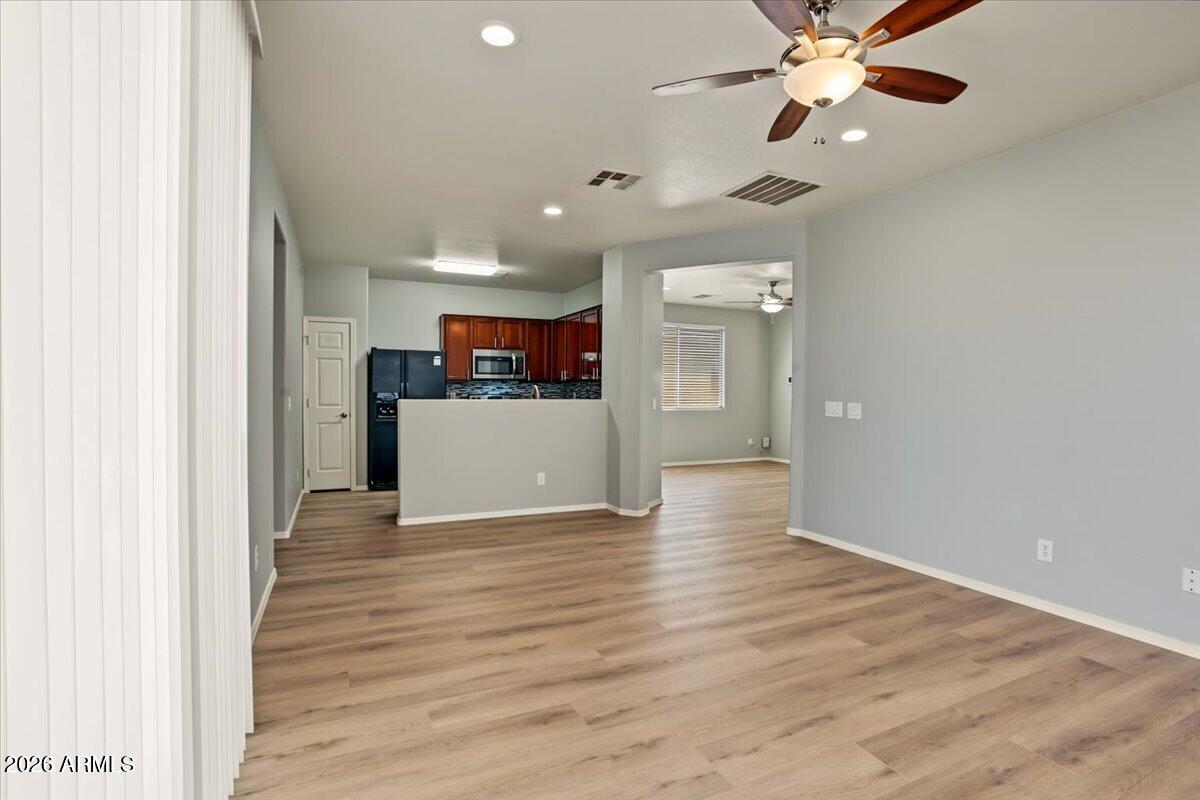 46068 W SHERIDAN Road