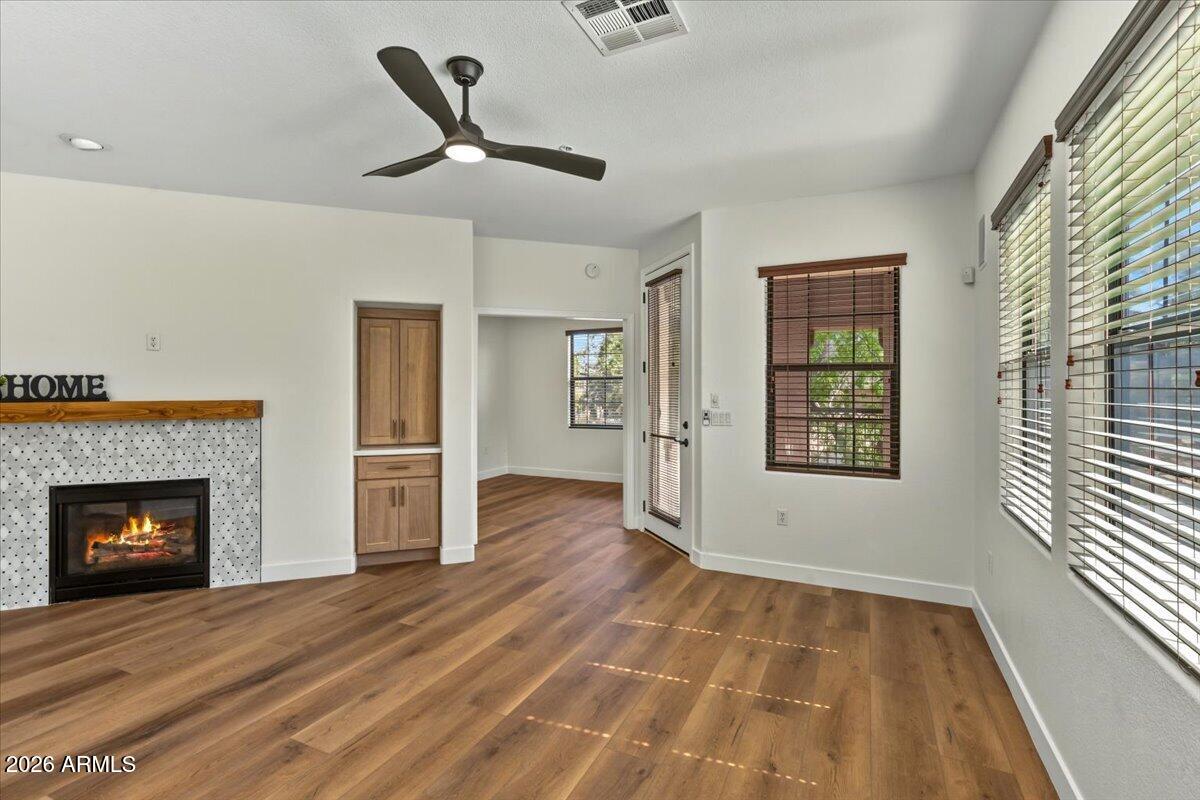 1716 ALPINE MEADOWS Lane 1805