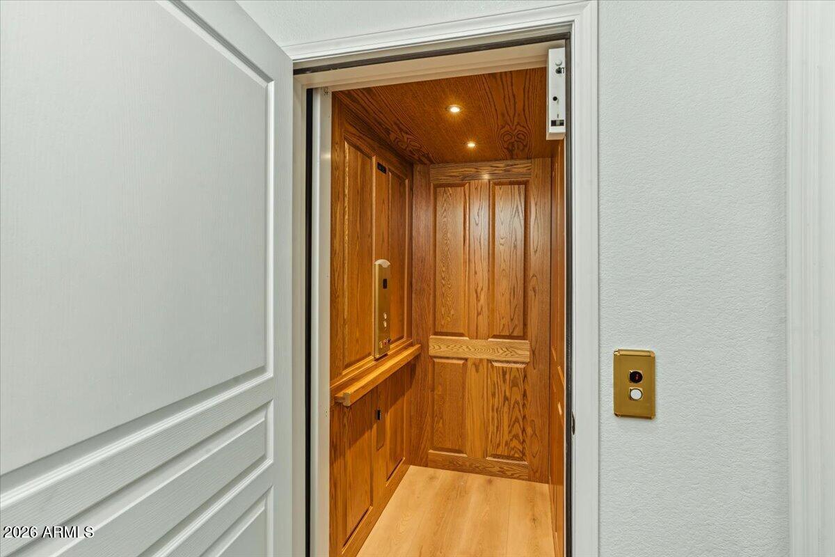 1716 ALPINE MEADOWS Lane 1805
