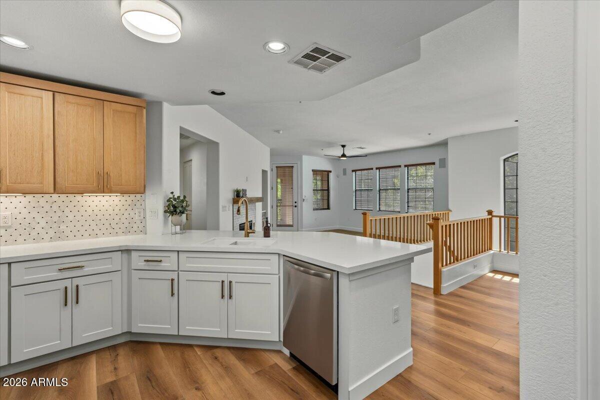 1716 ALPINE MEADOWS Lane 1805