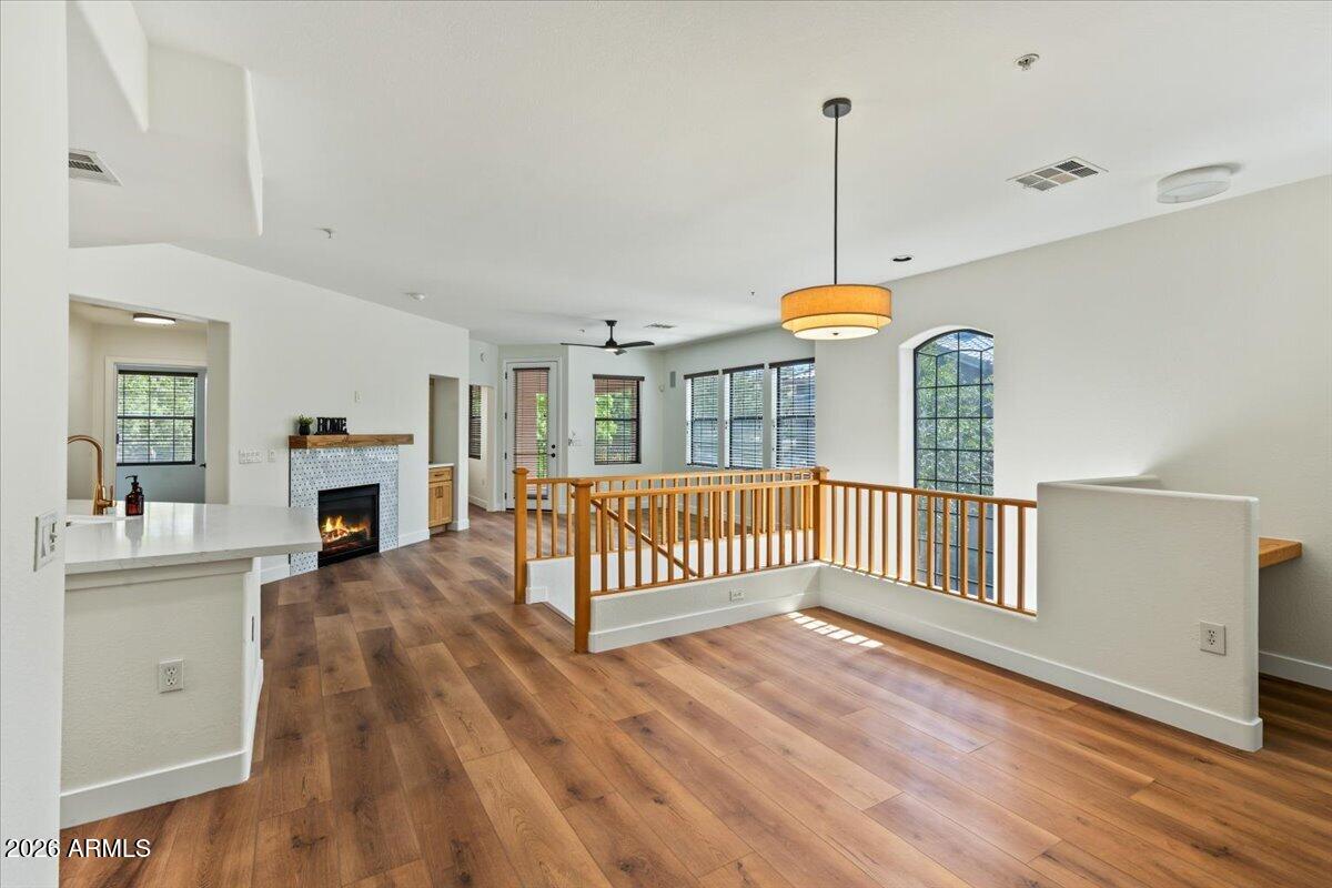 1716 ALPINE MEADOWS Lane 1805
