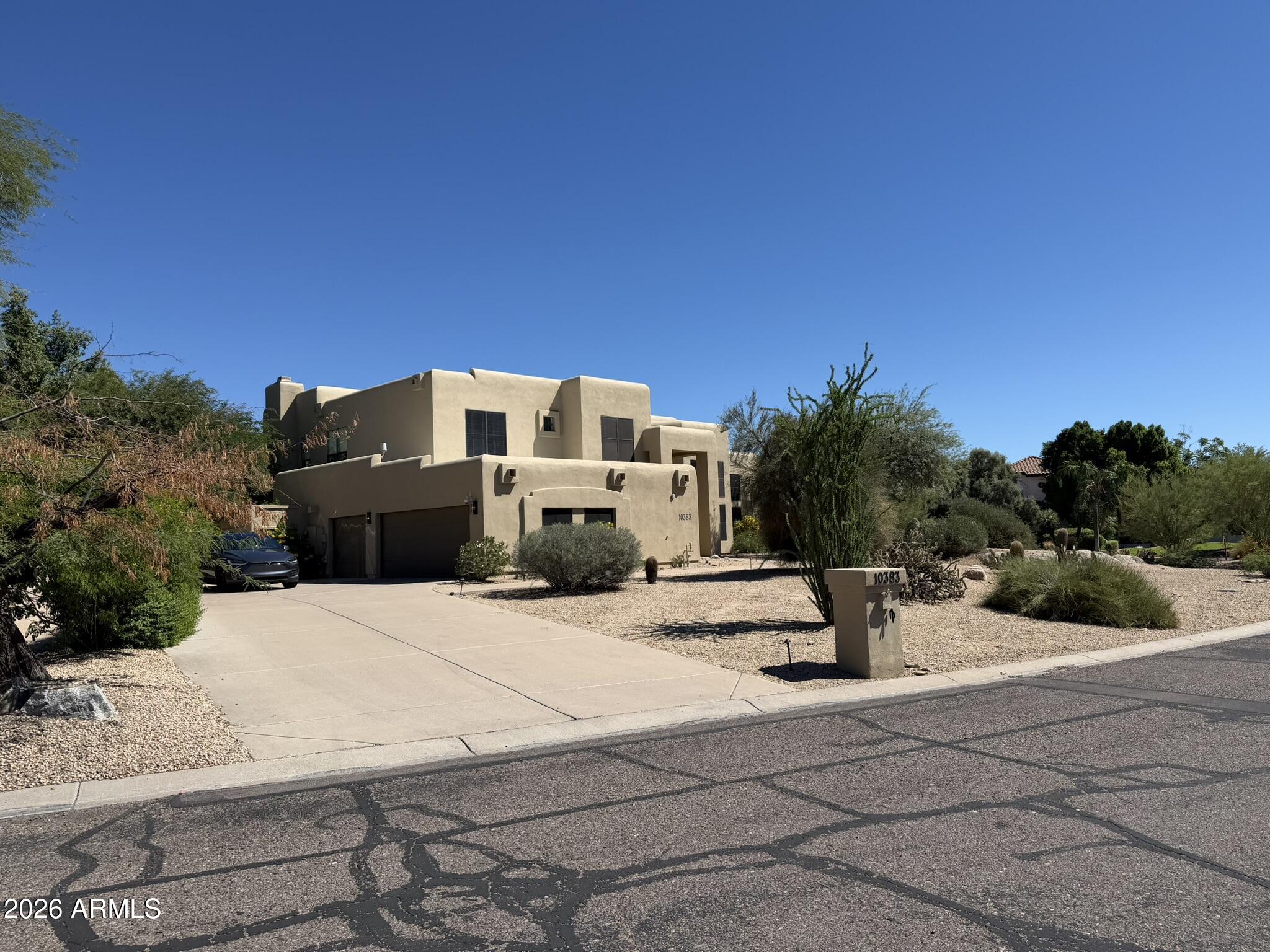 10383 N 118TH Place