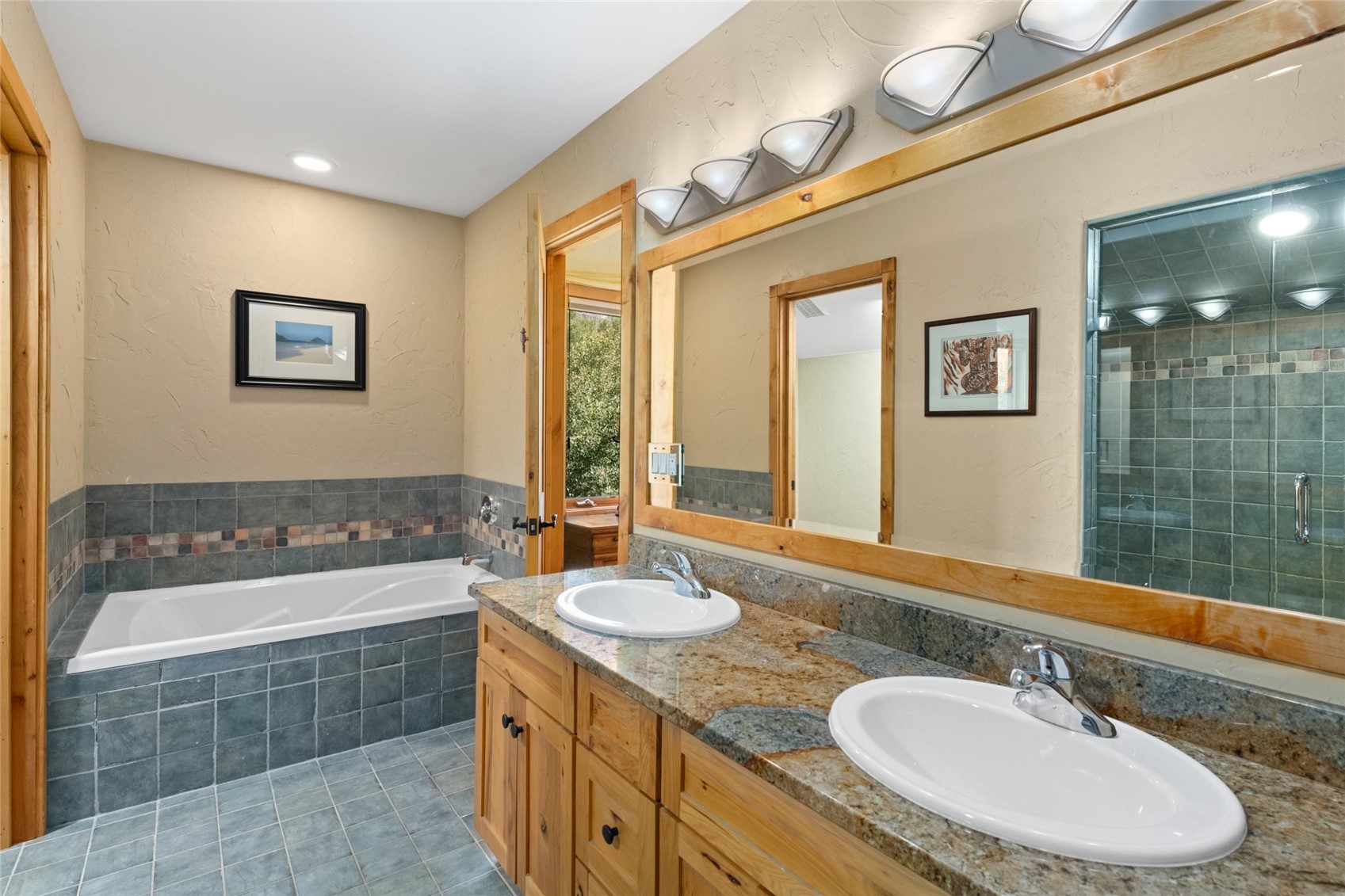 817 Ptarmigan TRAIL