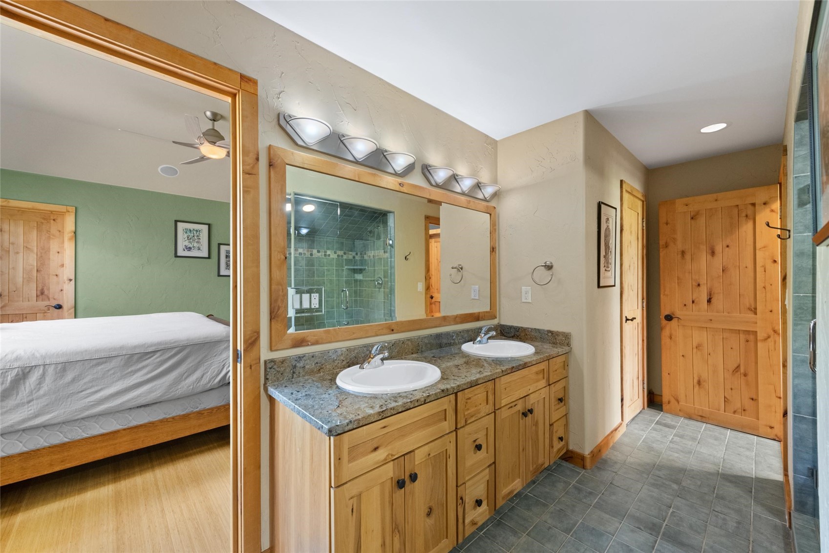 817 Ptarmigan TRAIL