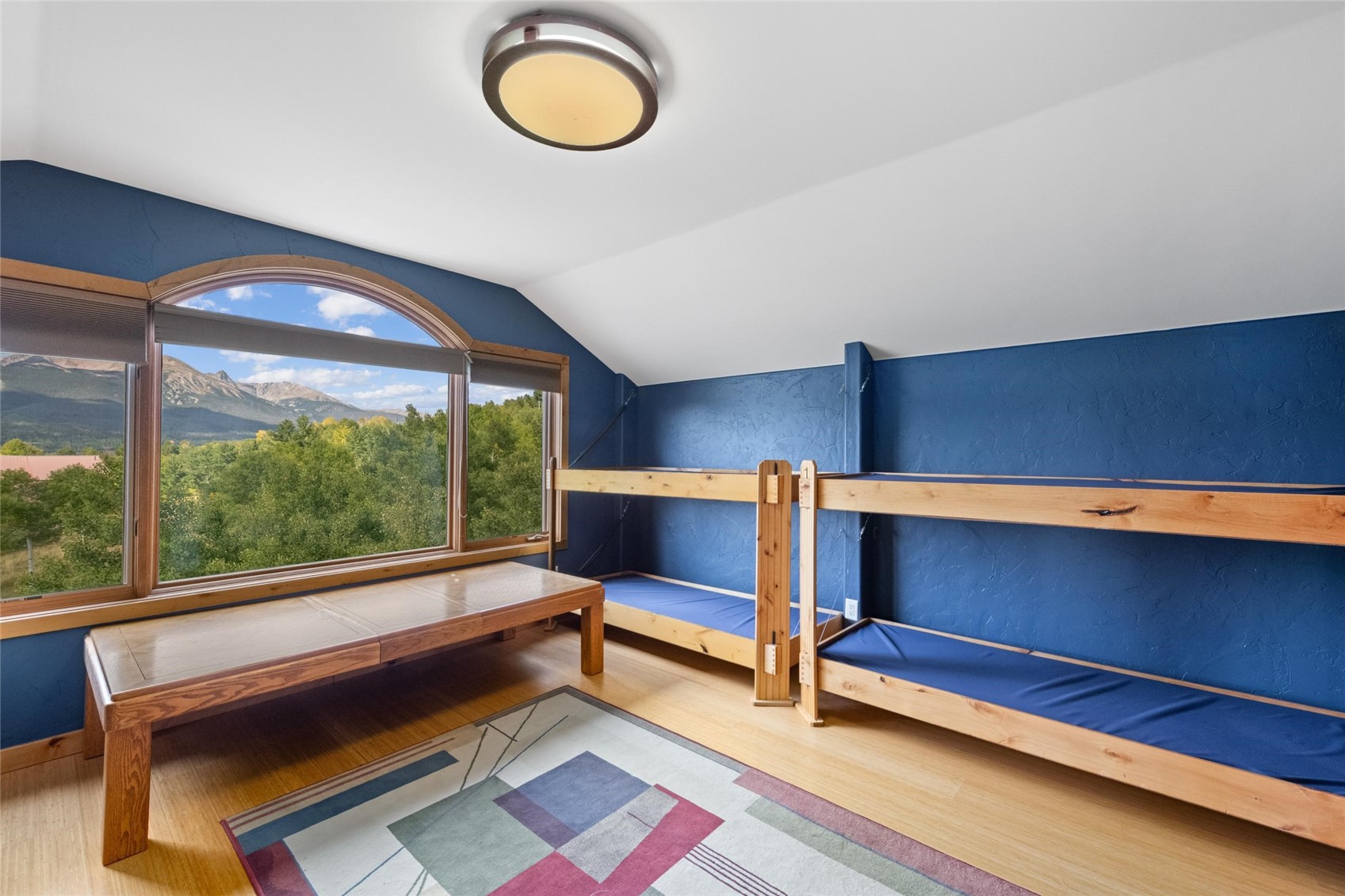817 Ptarmigan TRAIL