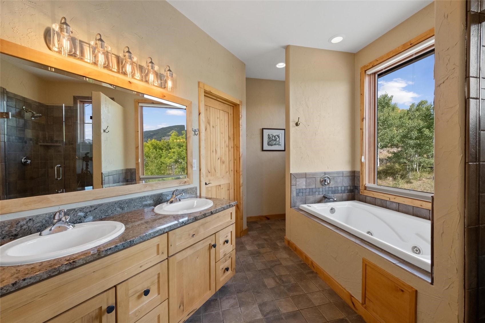 817 Ptarmigan TRAIL