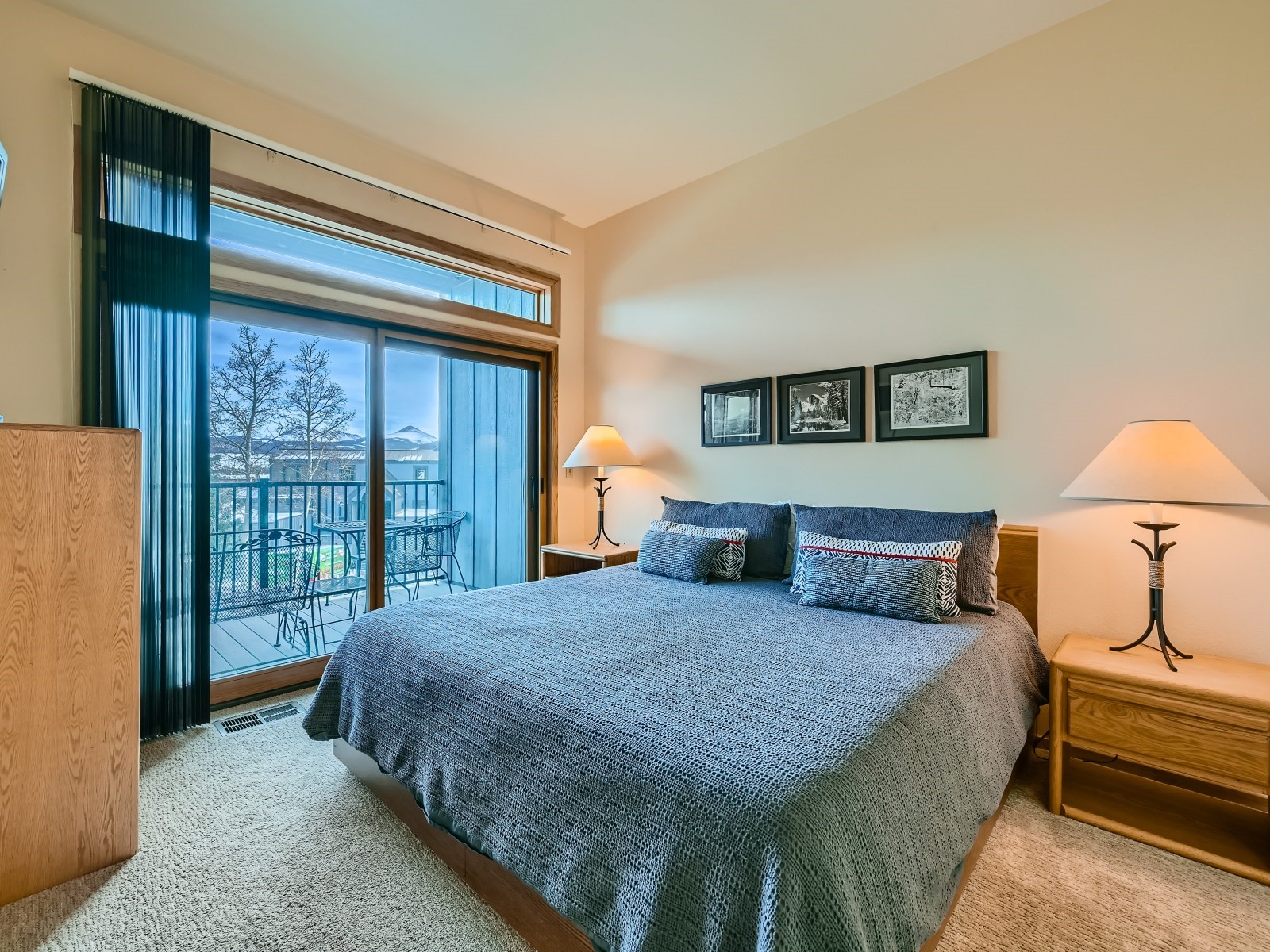 1650 Lakeview TERRACE 205E
