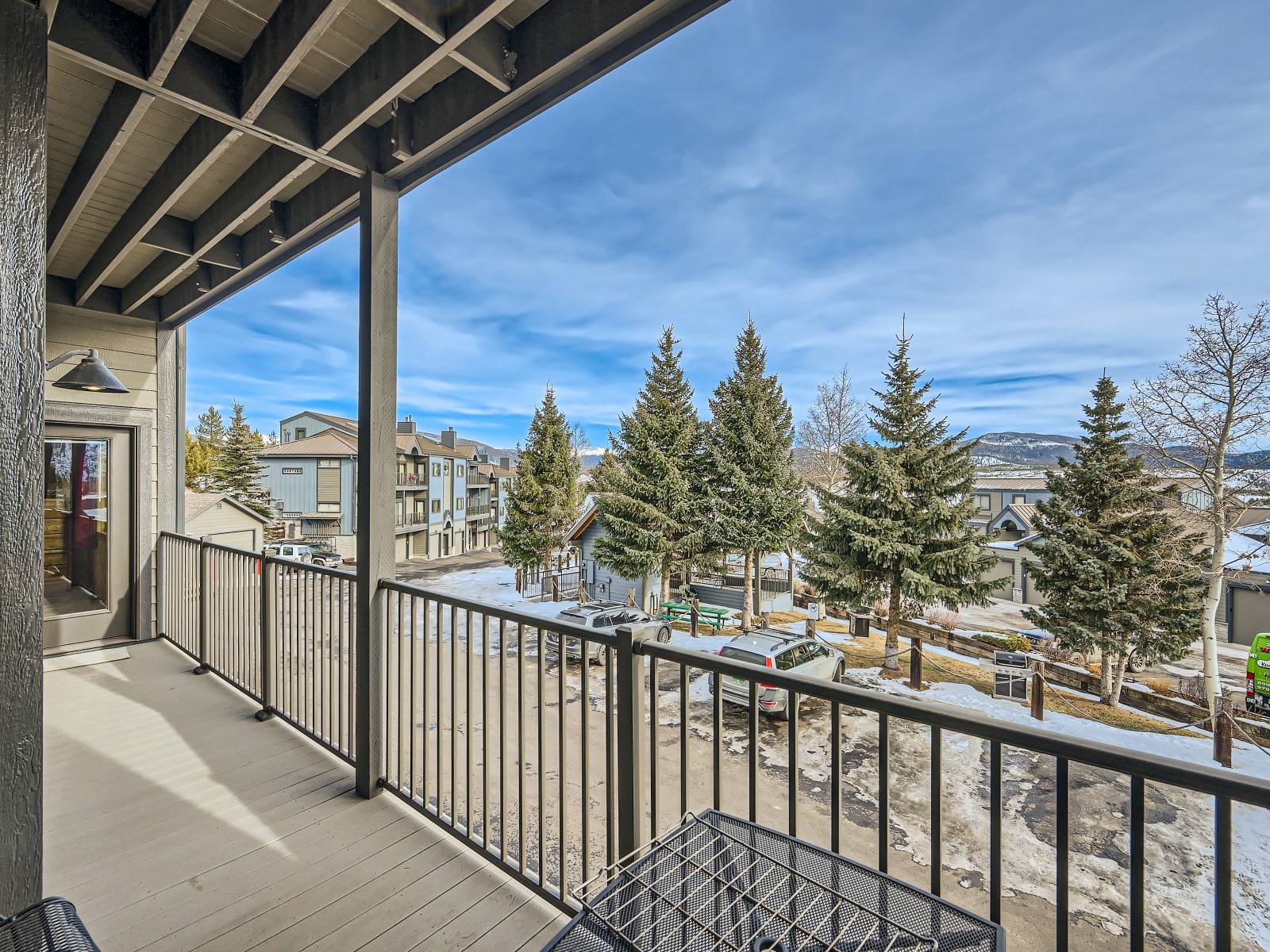 1650 Lakeview TERRACE 205E