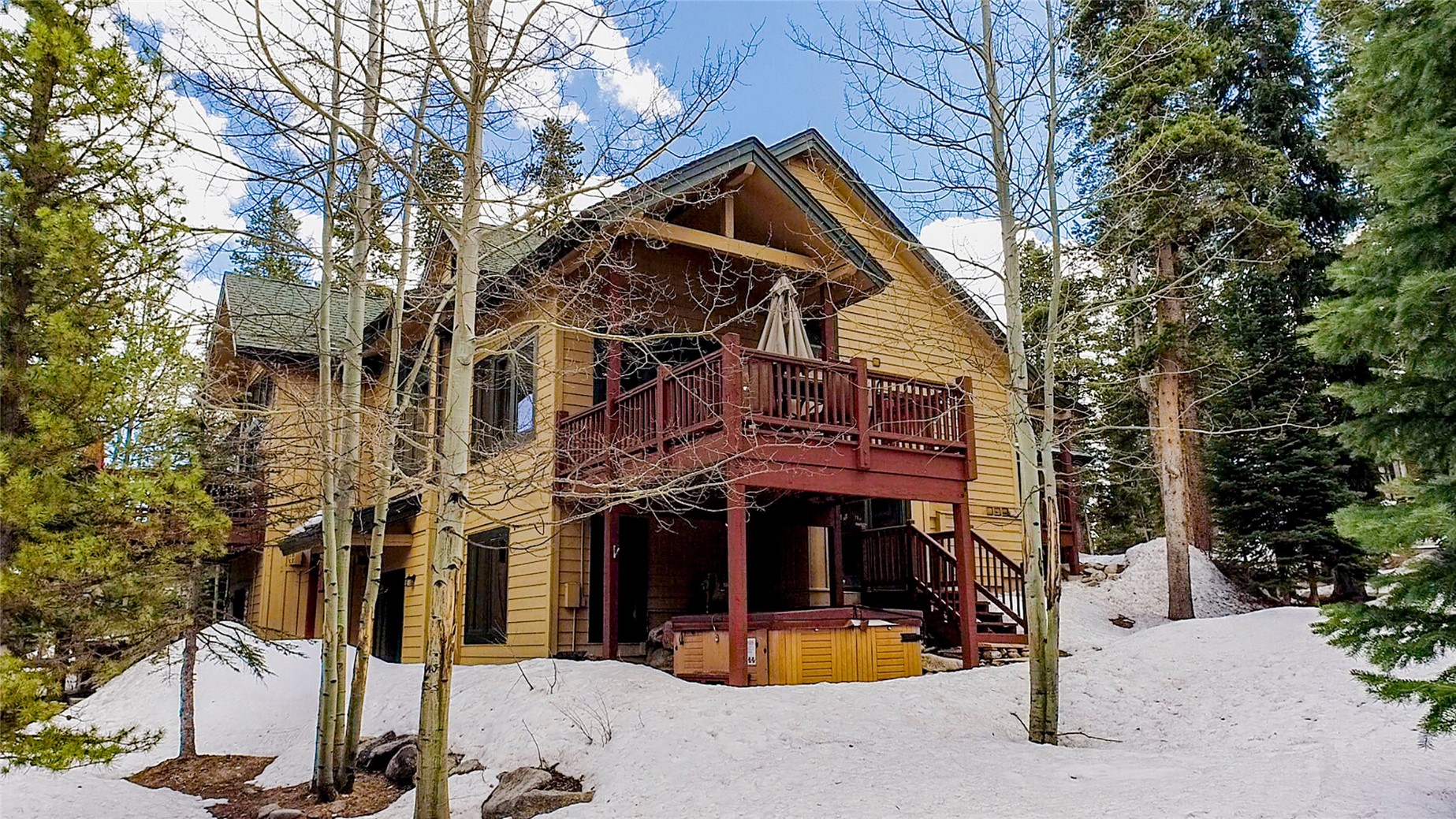 476 Highwood CIRCLE 23