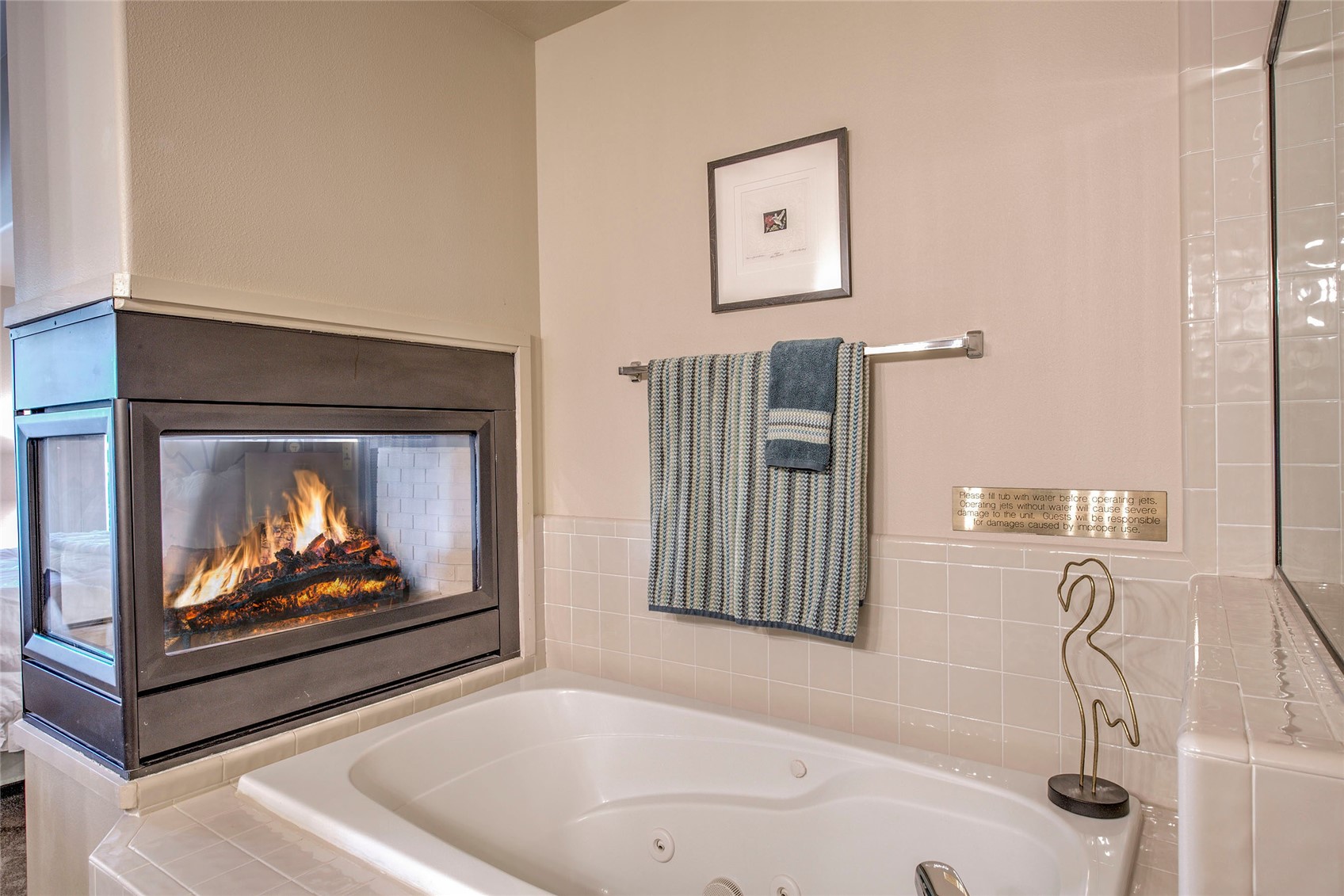 476 Highwood CIRCLE 23