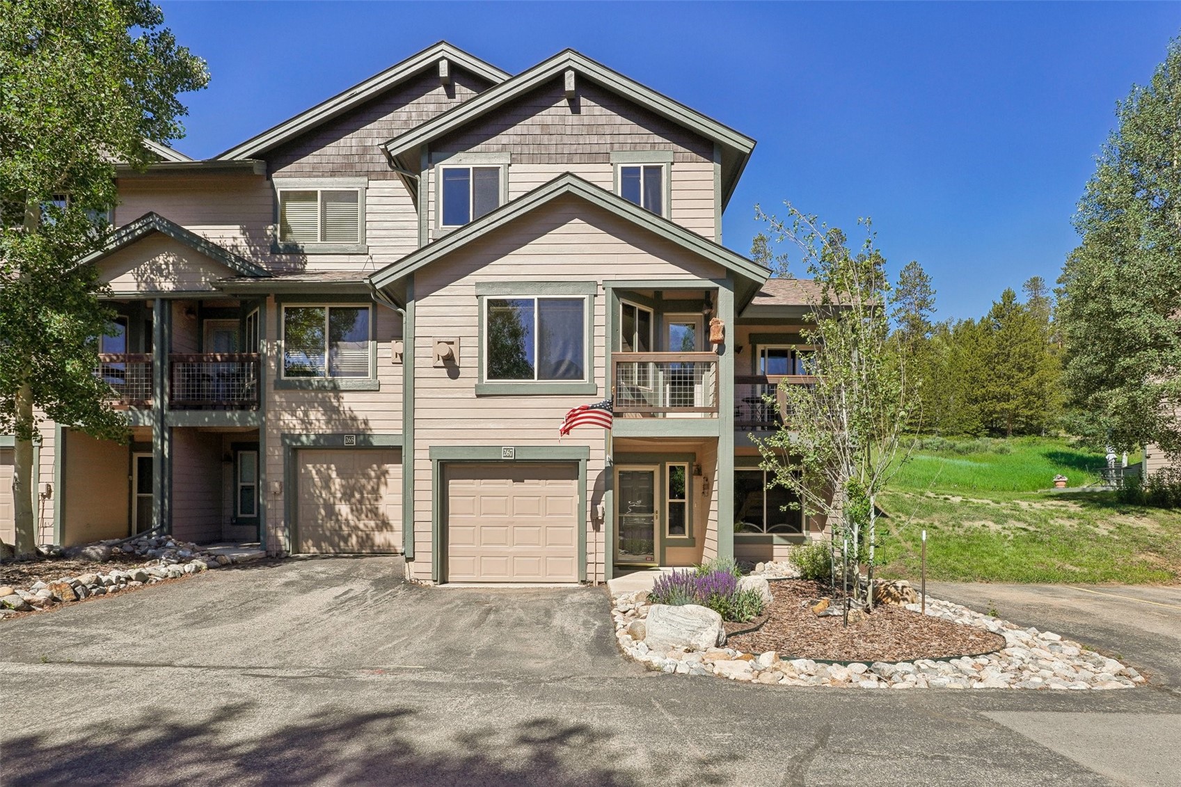 267 Kestrel LANE 267