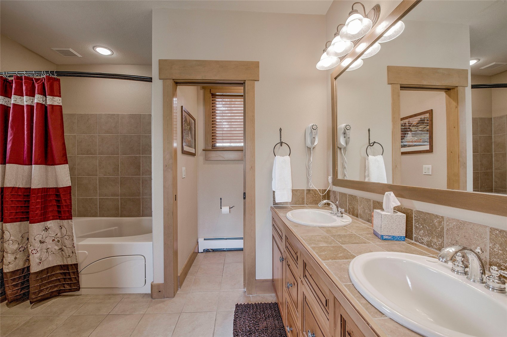 105 River Course DRIVE 9574
