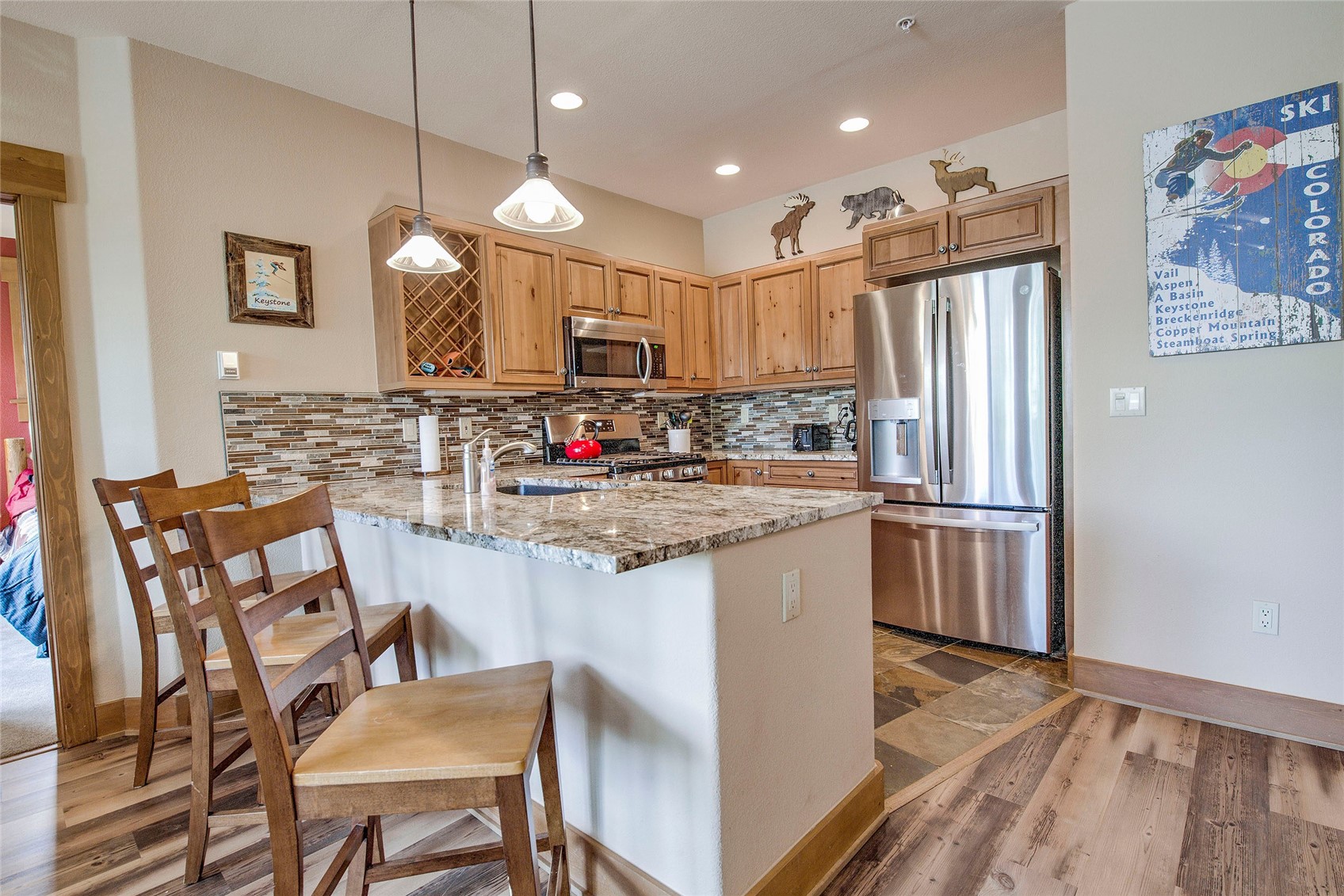 105 River Course DRIVE 9574