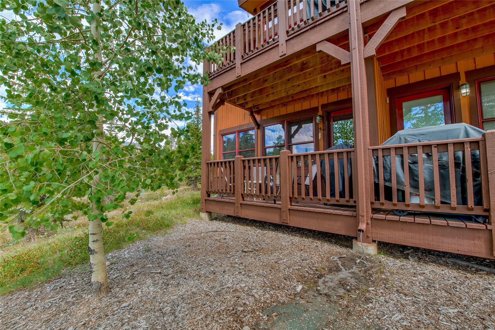 105 River Course DRIVE 9574