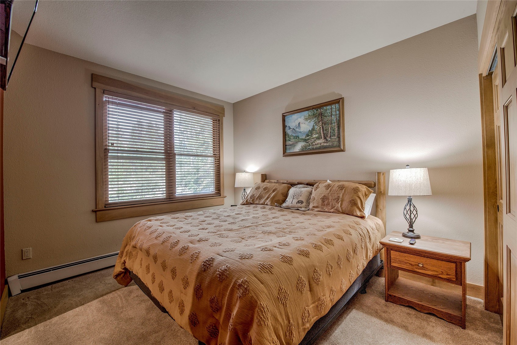 105 River Course DRIVE 9574