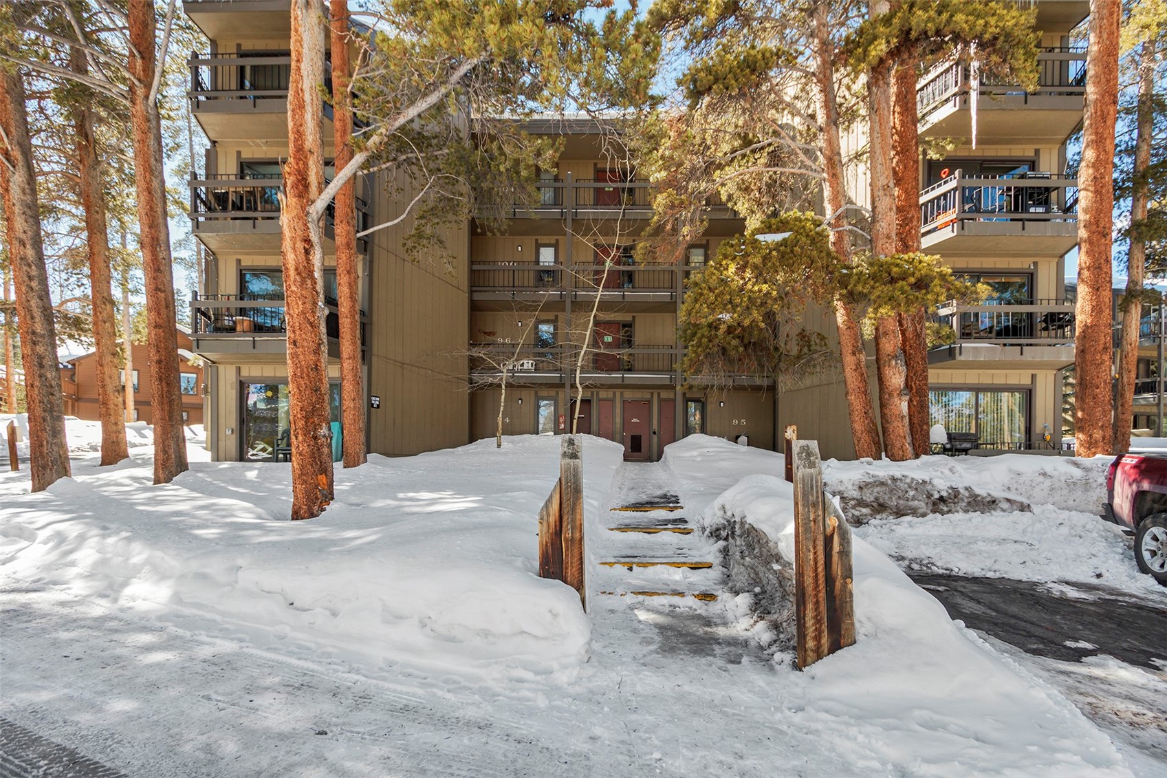 1127 Ski Hill ROAD 106
