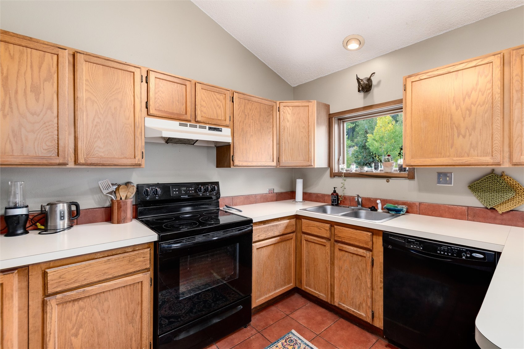 158 Bucyrus ROAD