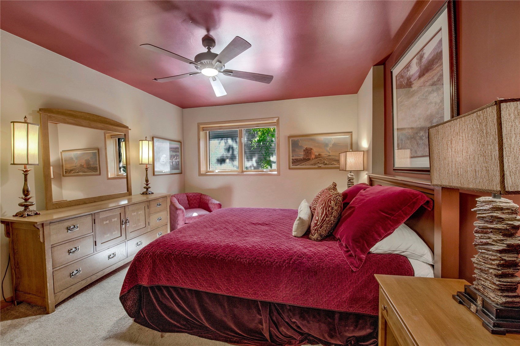 330 Kings Crown ROAD 10