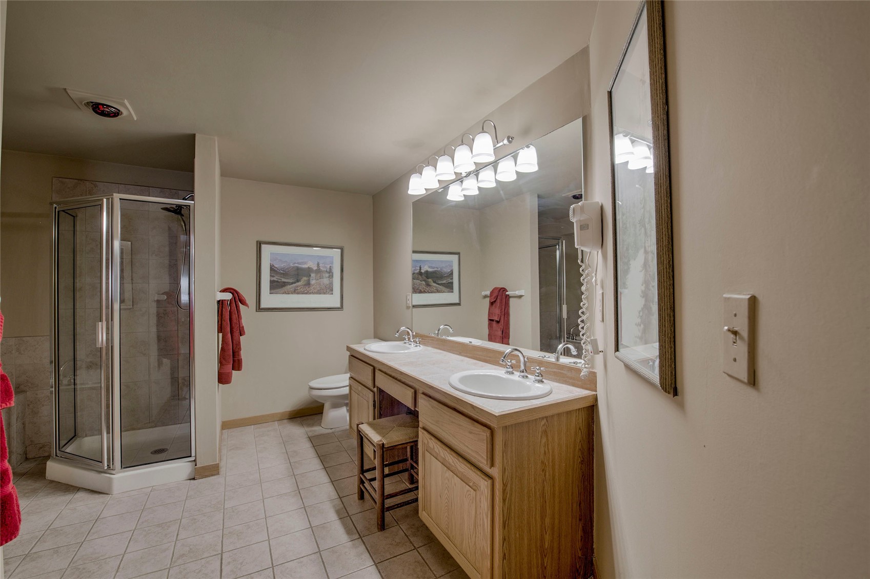 330 Kings Crown ROAD 10