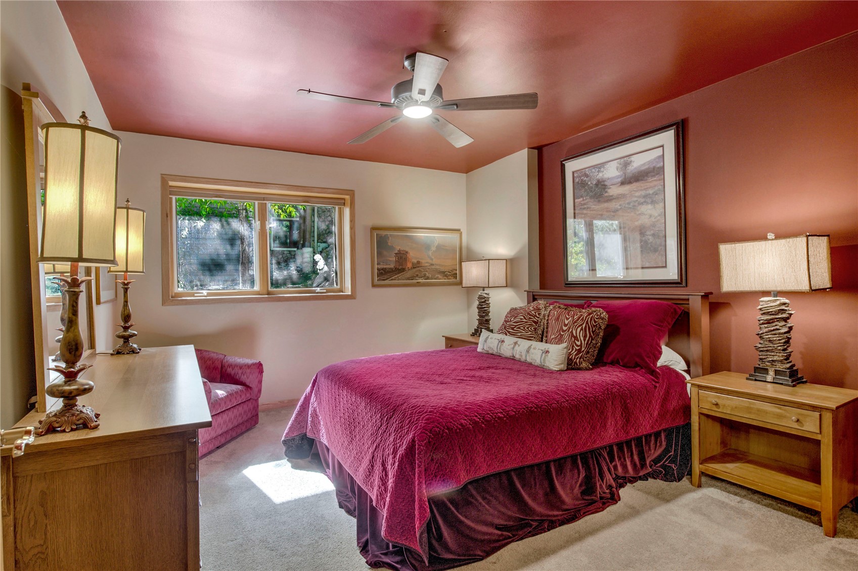330 Kings Crown ROAD 10