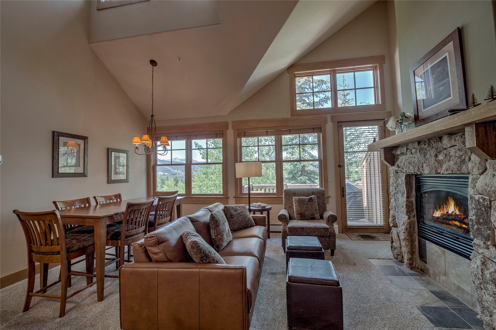 105 River Course DRIVE 9577