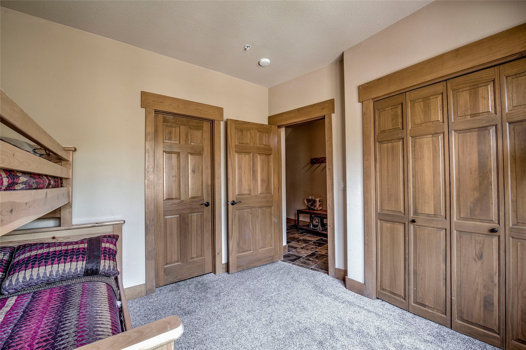 105 River Course DRIVE 9577