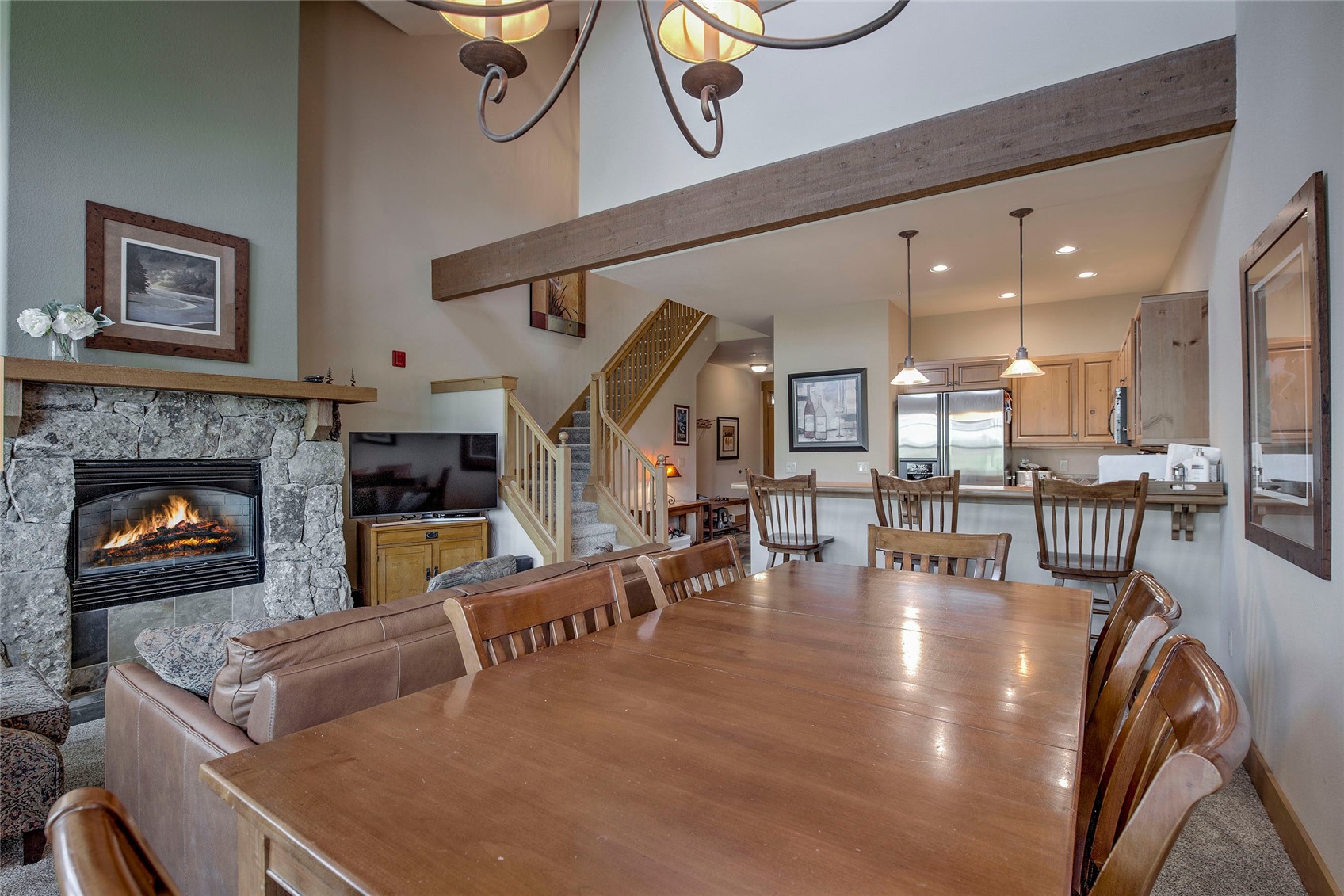 105 River Course DRIVE 9577